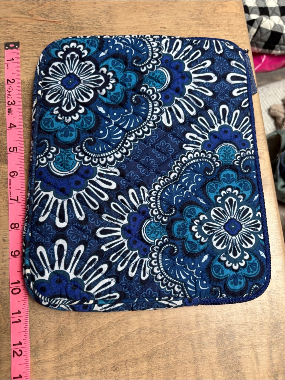 Vera Bradley Blue Teal White Floral Quilted Tablet Sleeve